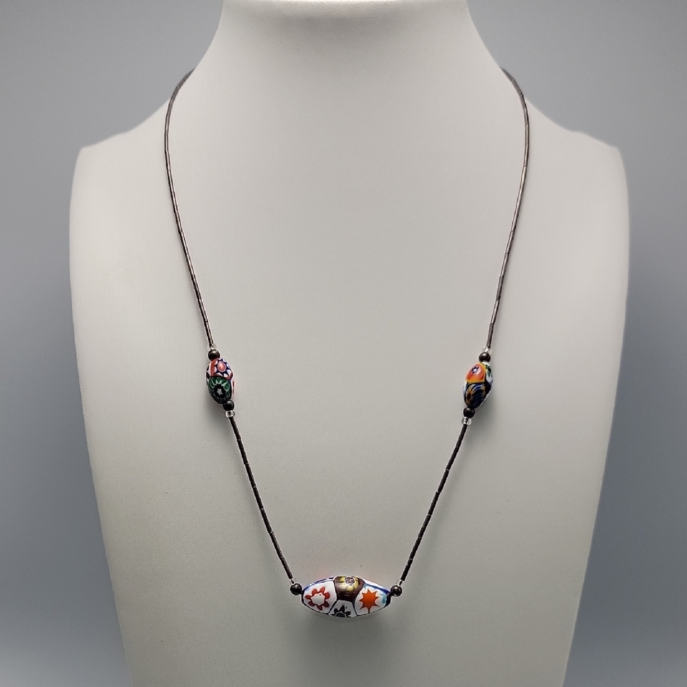 Elegant 16" Choker Murano Glass Millefiori Liquid Silver Beaded Shell Necklace